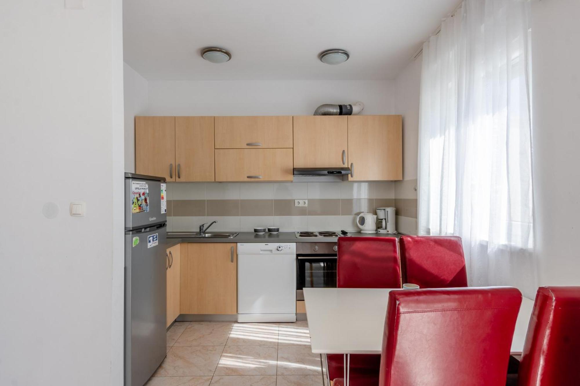 Apartment Village Nin Luaran gambar