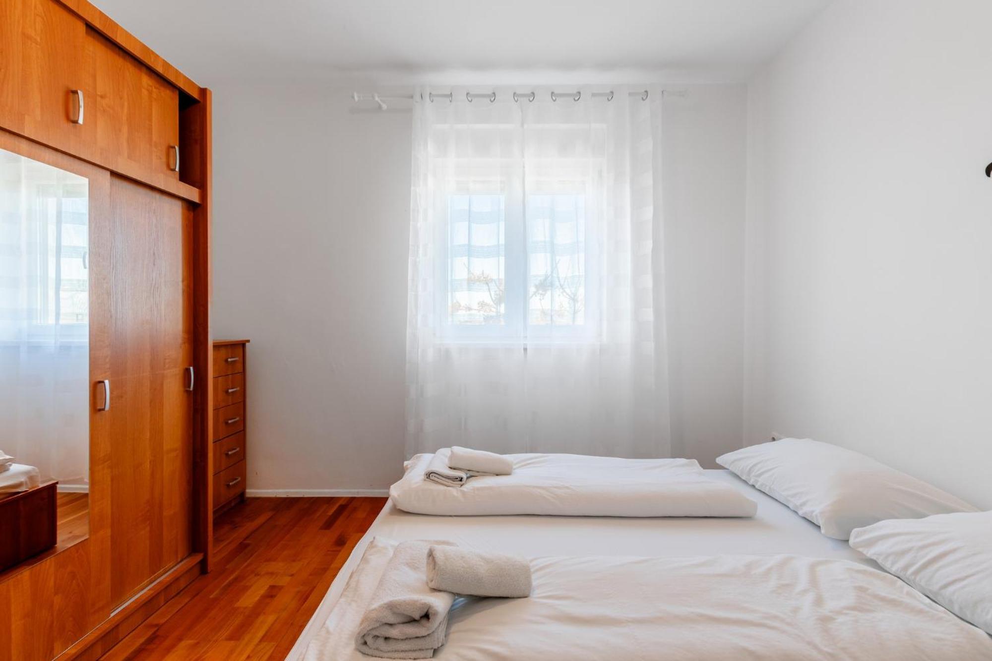 Apartment Village Nin Luaran gambar