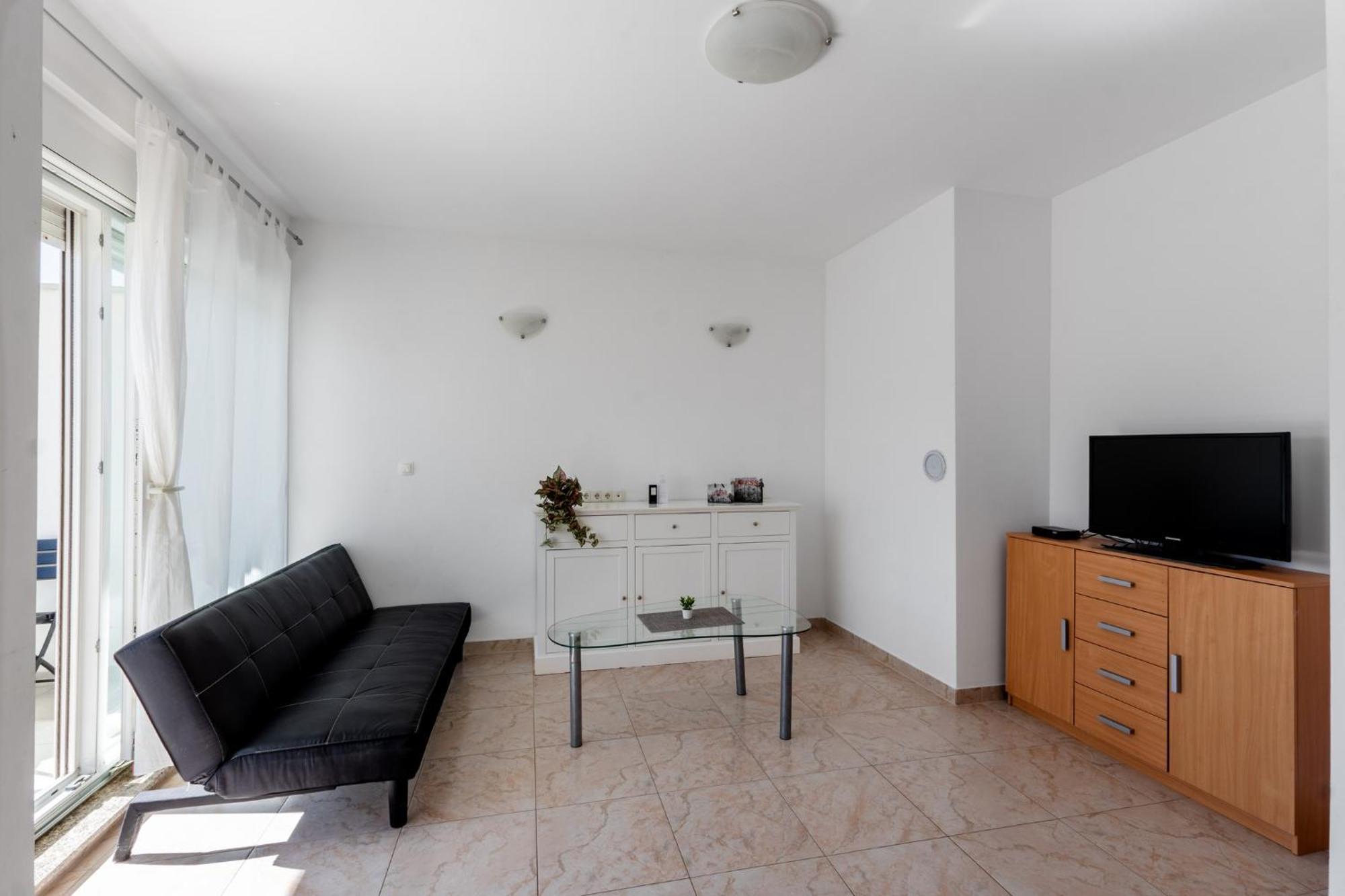 Apartment Village Nin Luaran gambar