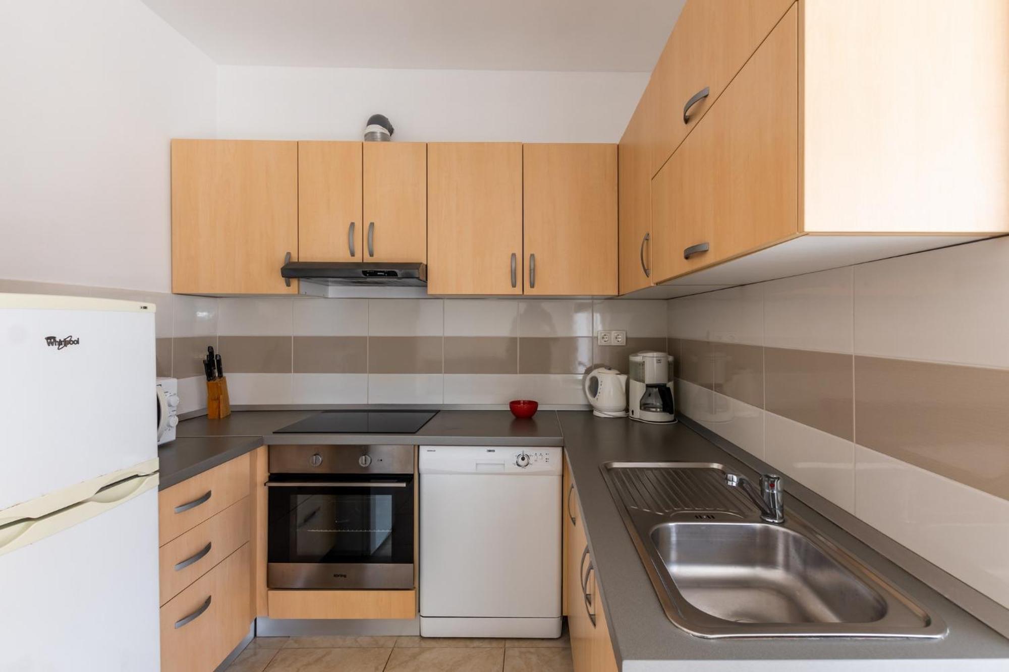 Apartment Village Nin Luaran gambar