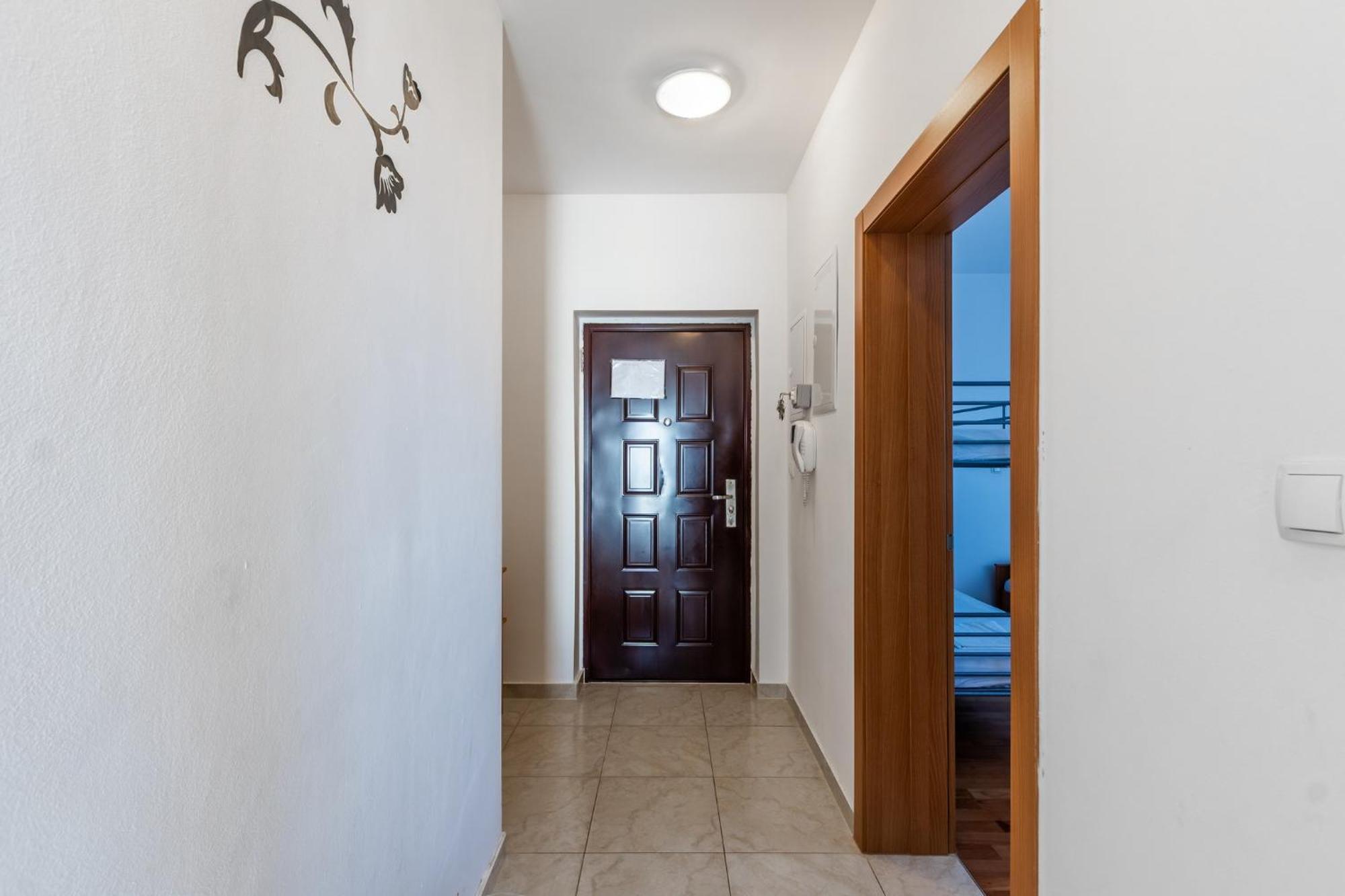 Apartment Village Nin Luaran gambar