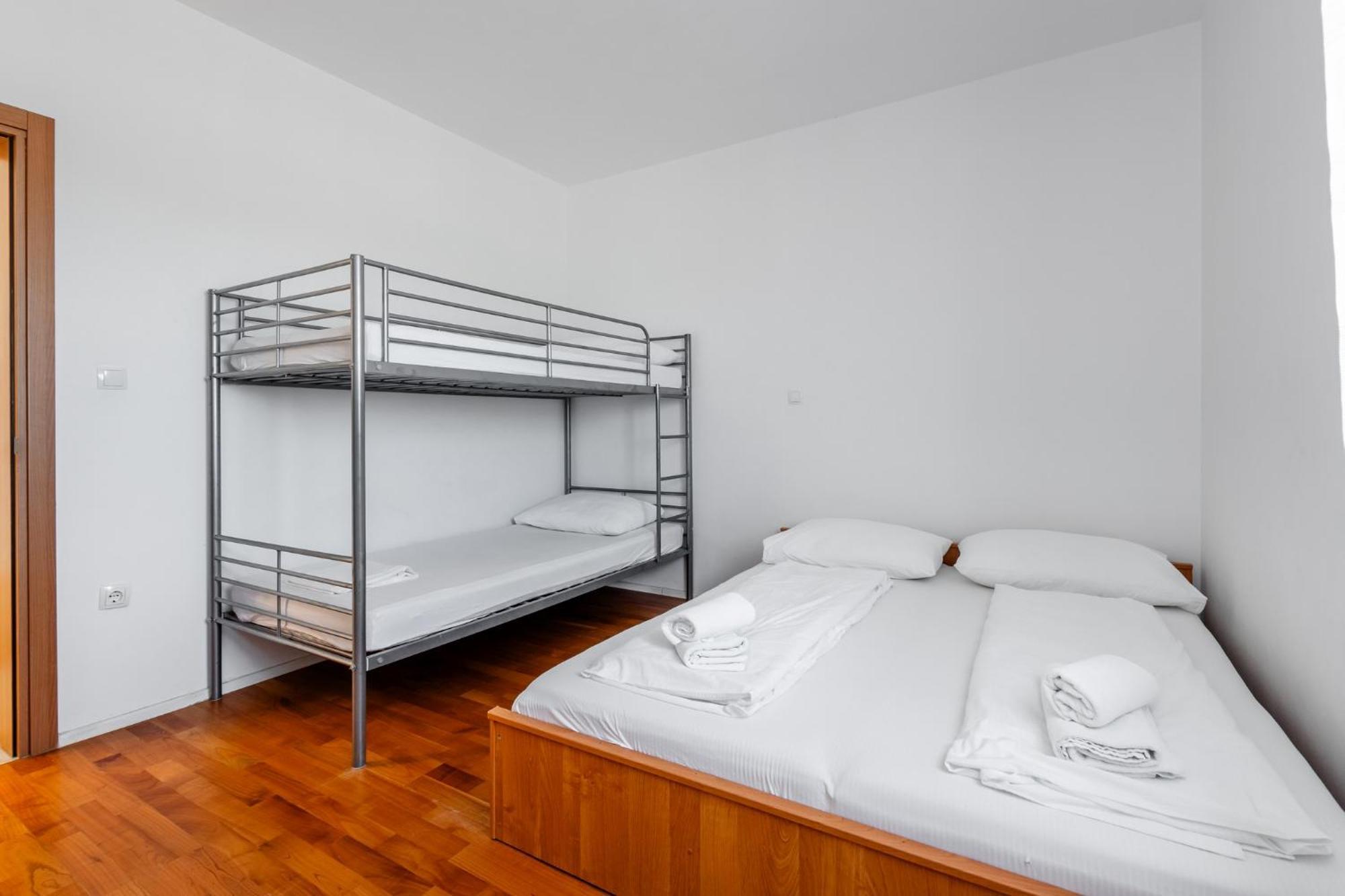Apartment Village Nin Luaran gambar