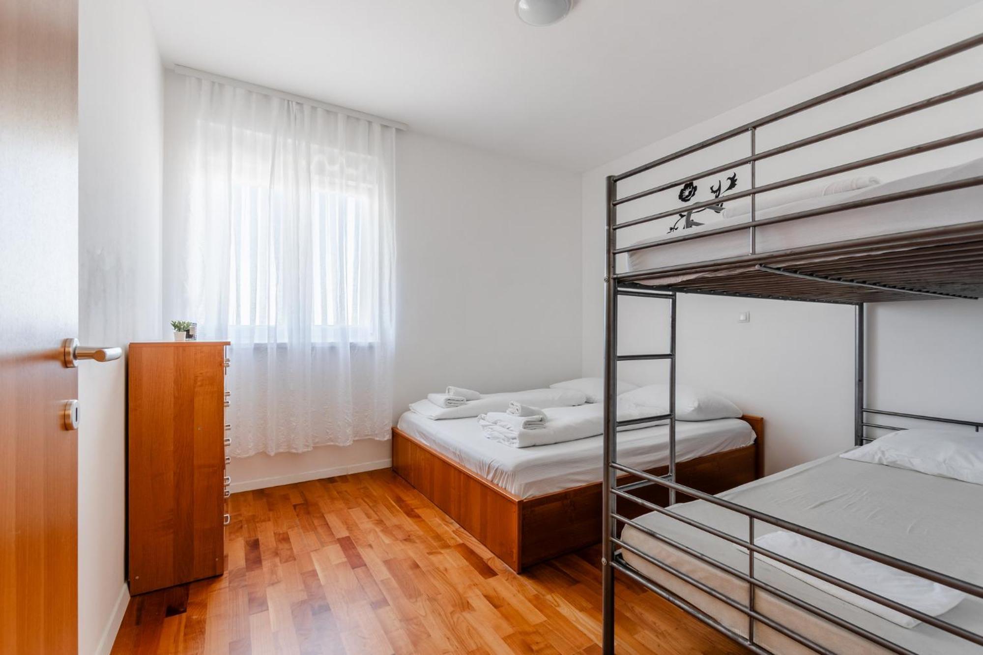 Apartment Village Nin Luaran gambar